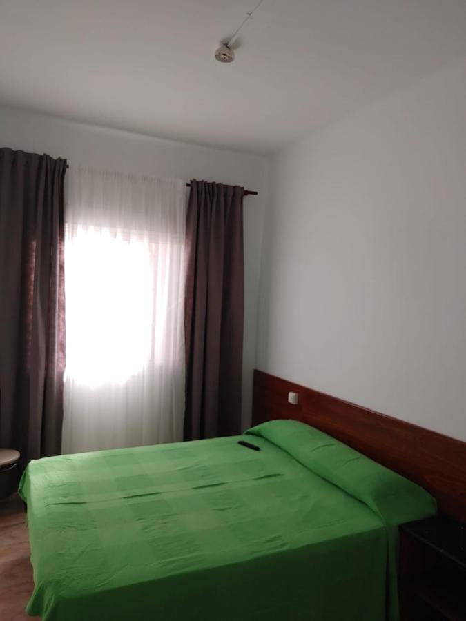 Hostal Sol Celeste 료렛 드 마르 외부 사진