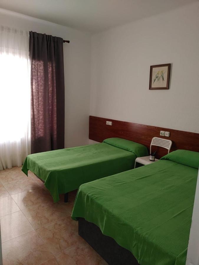 Hostal Sol Celeste 료렛 드 마르 외부 사진