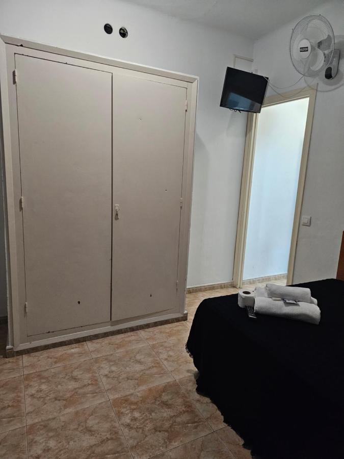 Hostal Sol Celeste 료렛 드 마르 외부 사진