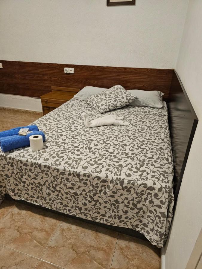 Hostal Sol Celeste 료렛 드 마르 외부 사진