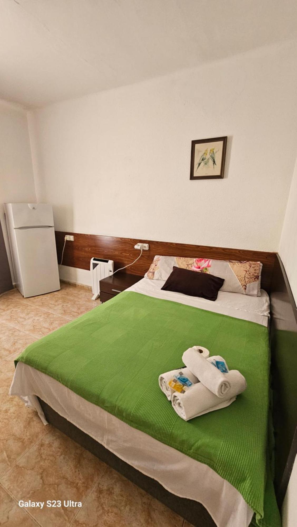 Hostal Sol Celeste 료렛 드 마르 외부 사진