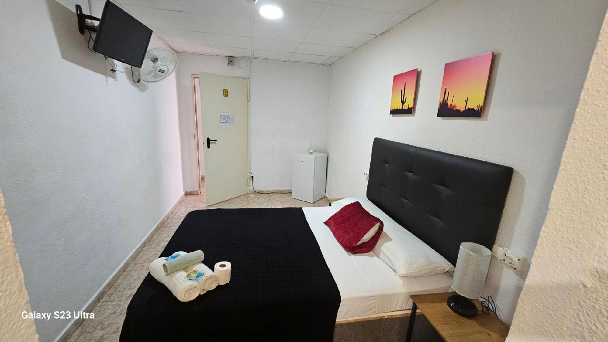 Hostal Sol Celeste 료렛 드 마르 외부 사진