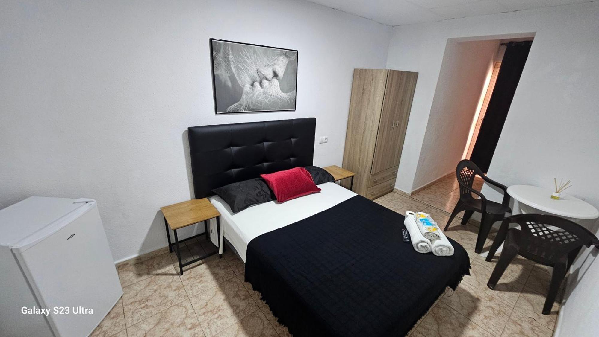 Hostal Sol Celeste 료렛 드 마르 외부 사진